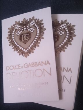 Dolce & Gabbana Devotion Sample Card - White & Gold Foil